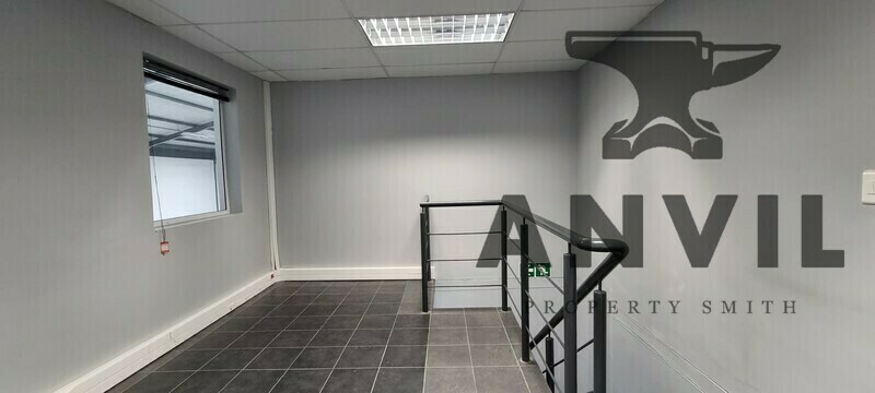 Dundas Park - 23 Junction Road - Unit 10 property image 5