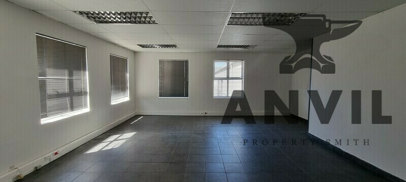 Dundas Park - 23 Junction Road - Unit 10 property image 12