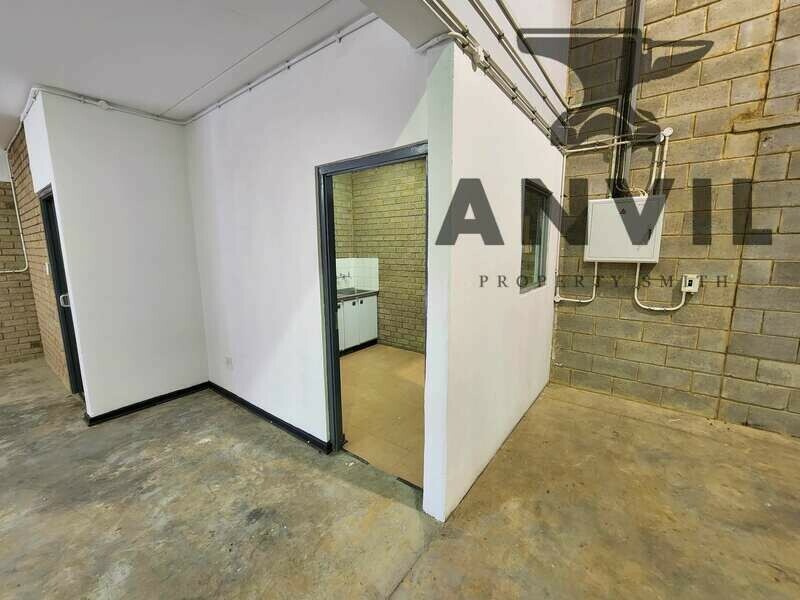 Graphite Park Industrial Park, Strijdom Park - Unit 39 property image 16
