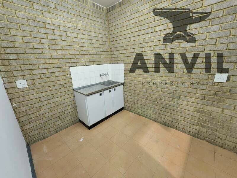 Graphite Park Industrial Park, Strijdom Park - Unit 39 property image 17