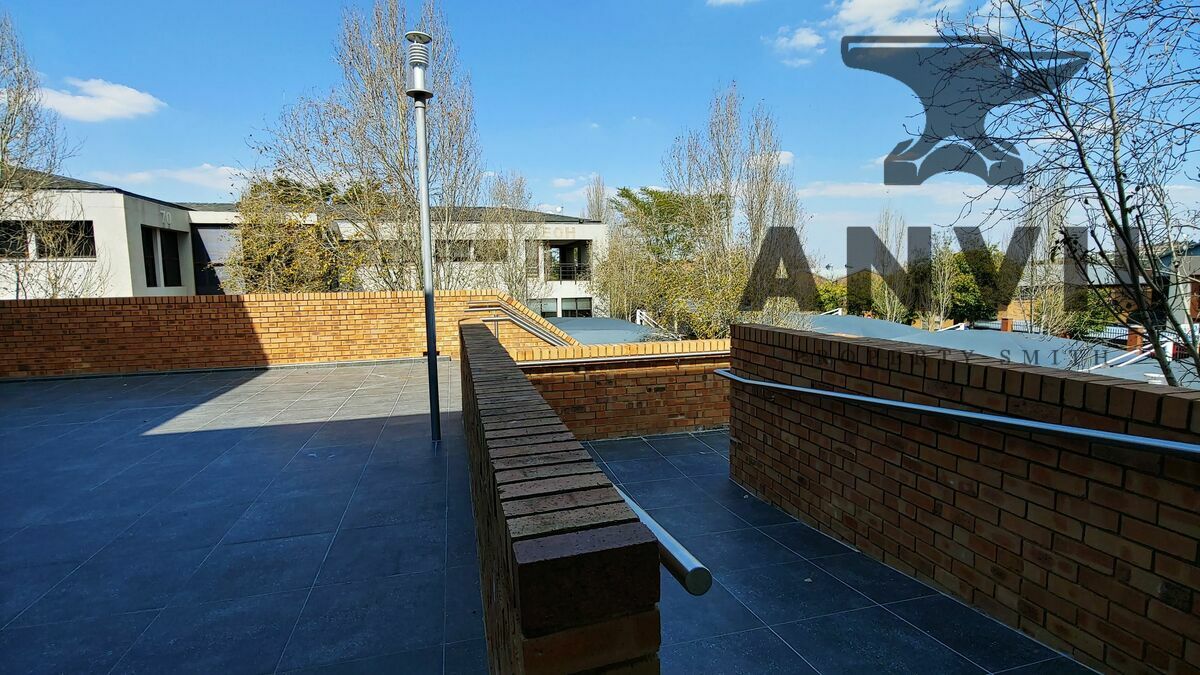 Office to let 72 Regency Drive, Route 21 Corporate Park, Centurion R21