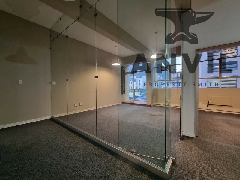 6 Pepper Street - 3rd Floor property image 4