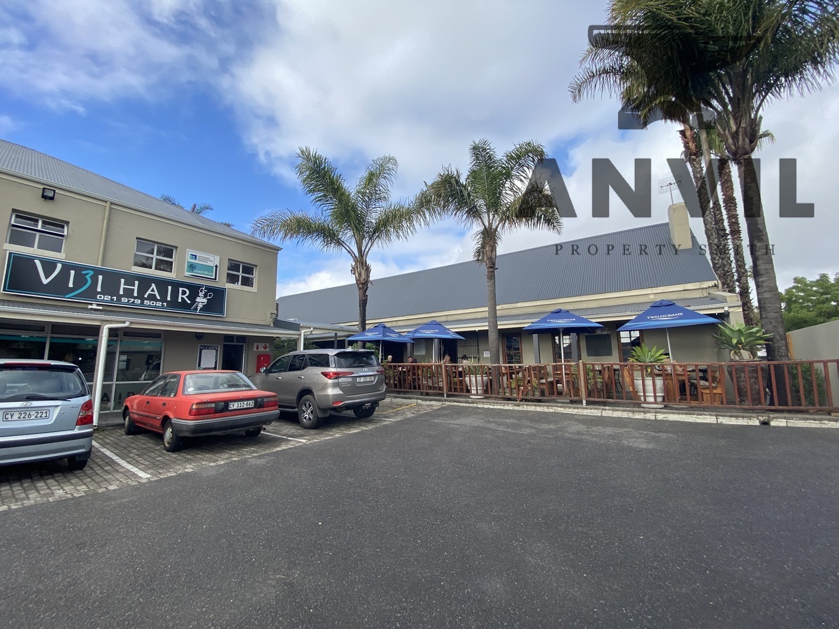 Quaint Commercial Office Space to rent in Durbanville