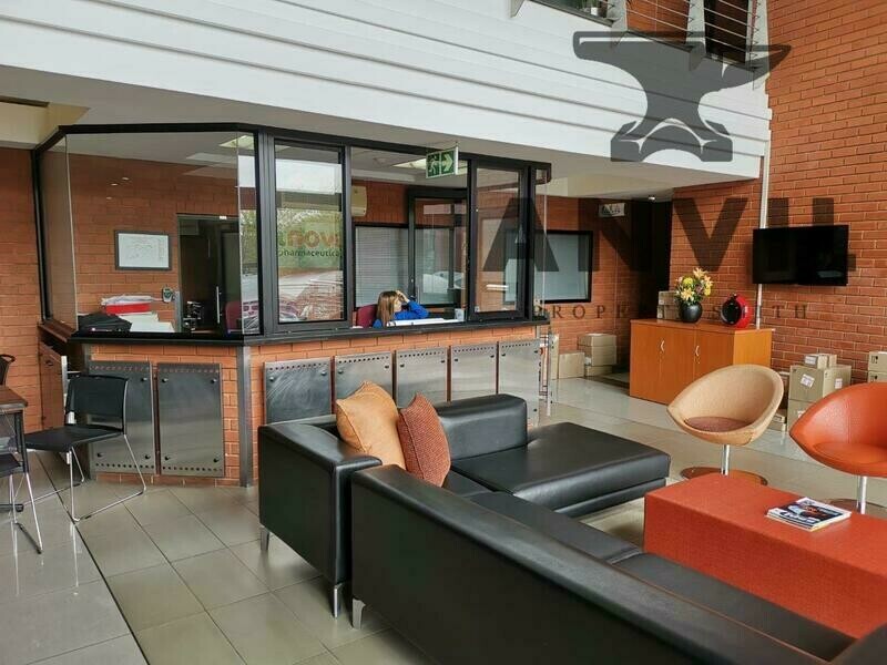 Moore House-Riley Road office park  - GRD-FLR WEST  property image 2