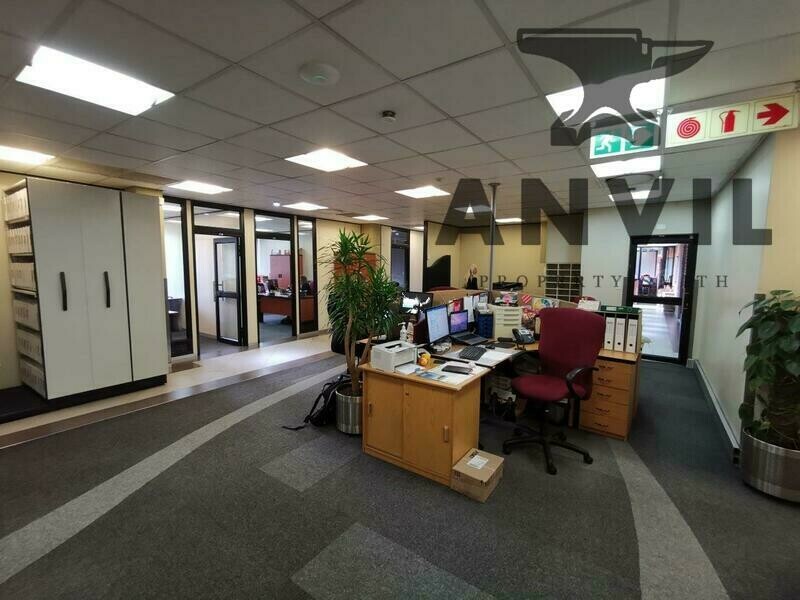 Moore House-Riley Road office park  - GRD-FLR WEST  property image 6