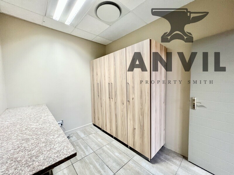 Corobay Corner Block B, Menlyn, Pretoria - Block B - FF Unit A property image 19