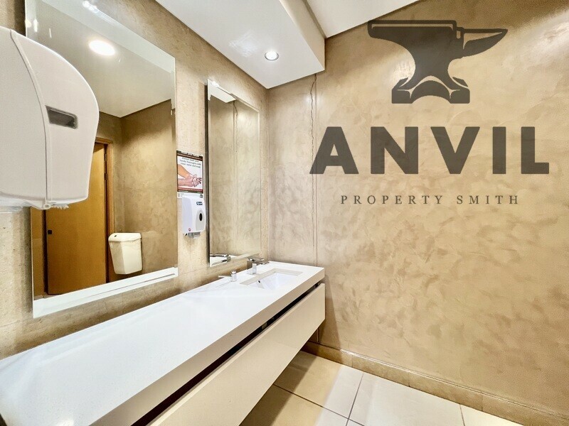 Corobay Corner Block B, Menlyn, Pretoria - Block B - FF Unit A property image 25