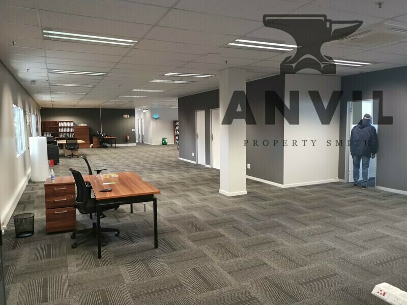 Buela Park, Germiston - Warehouse and Offices property image 12