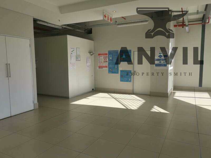 Buela Park, Germiston - Warehouse and Offices property image 15