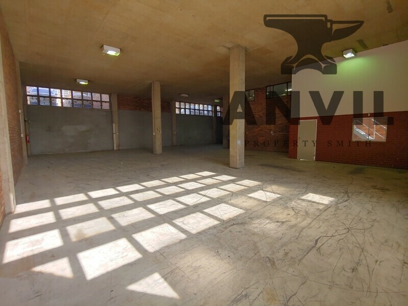 Palm River Industrial Park - Unit 18 property image 4