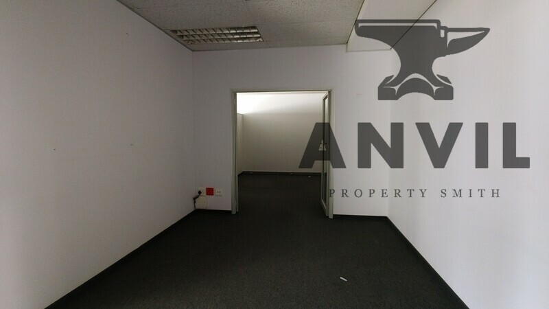 117 Sovereign Drive - GF LW property image 6