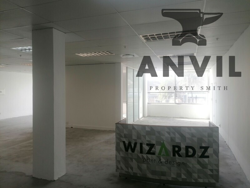 Gardens Shopping Centre, Gardens, Cape Town - 130m² office unit property image 11