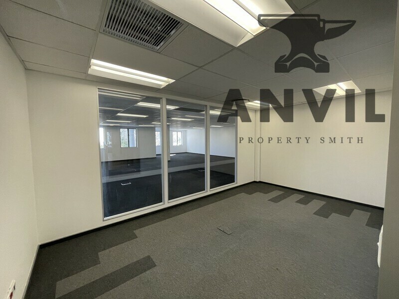 Sandhurst Office Park, Sandhurst, Sandton - Building B, Ground Floor property image 6