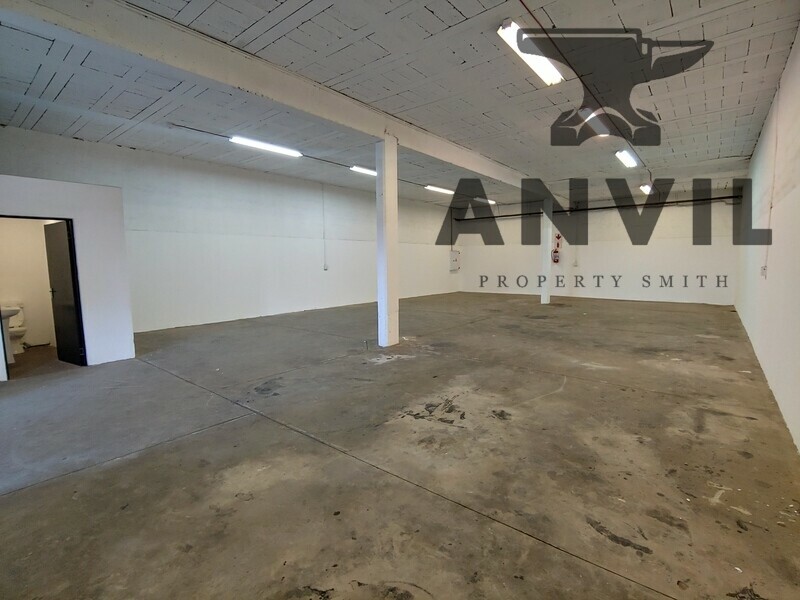 Acacia Business Park - Ground Warehouse Unit 33 property image 2