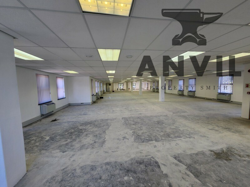 River Park, Mowbray - Liesbeek House , Gr Floor Left & Right Wing   property image 7