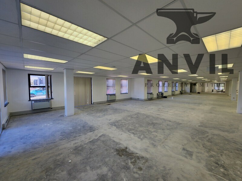 River Park, Mowbray - Liesbeek House , Gr Floor Left & Right Wing   property image 9