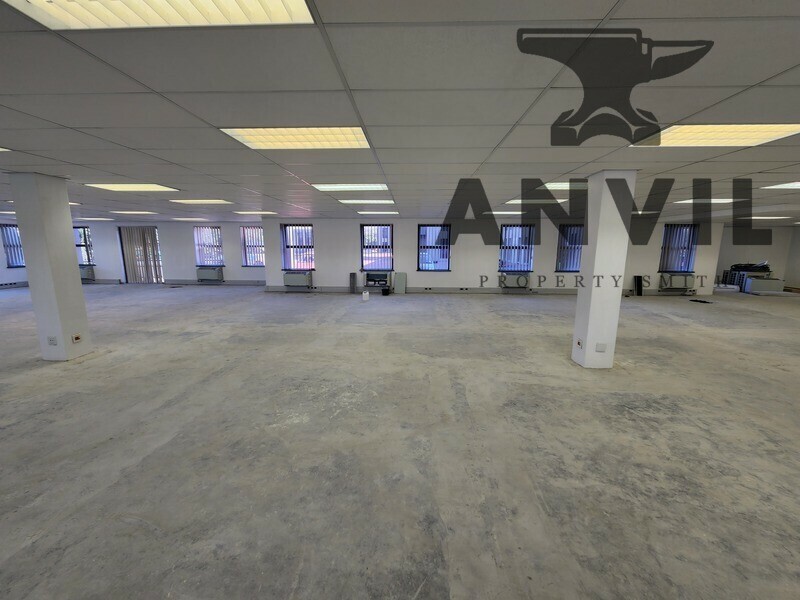 River Park, Mowbray - Liesbeek House , Gr Floor Left & Right Wing   property image 10