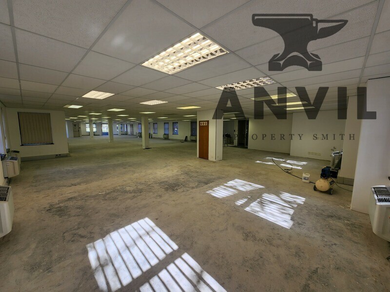 River Park, Mowbray - Liesbeek House , Gr Floor Left & Right Wing   property image 17