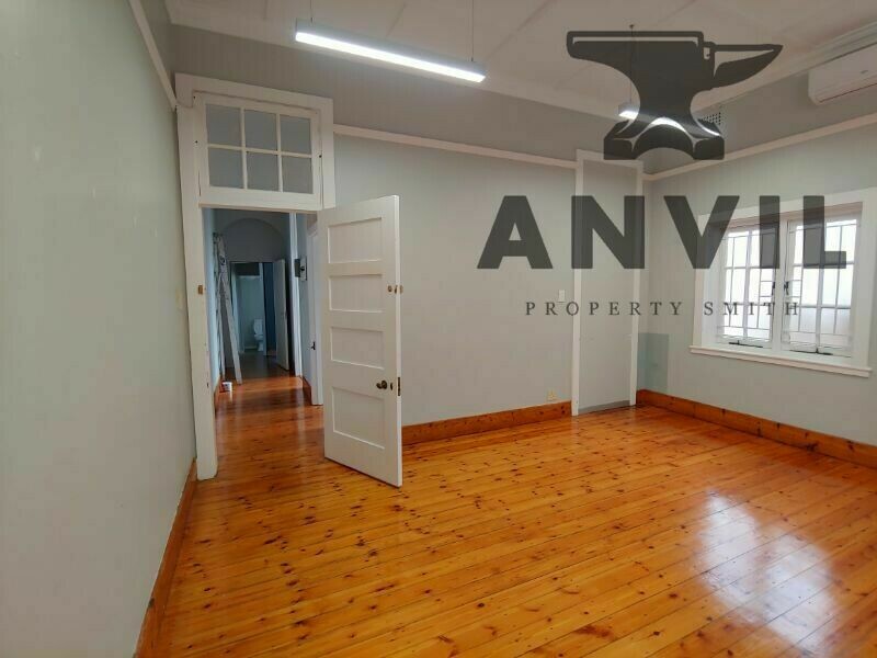 196 Gordon Road - Ground Floor property image 18