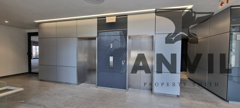 Corporate Campus Building 7, Waterfall - First Floor Option property image 4