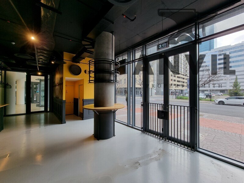 35 Lower Long Street - Retail Ex Bar property image 7