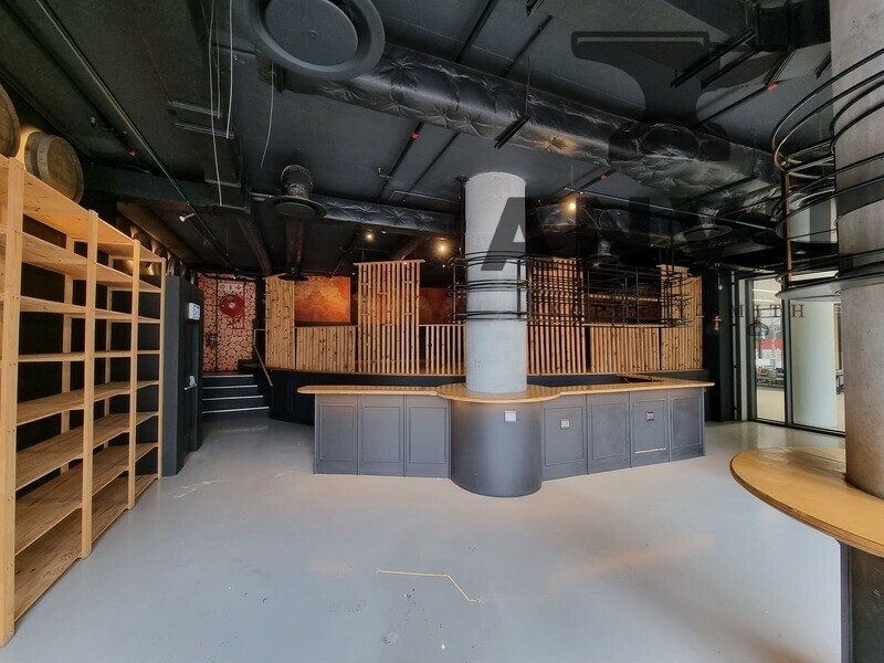 35 Lower Long Street - Retail Ex Bar property image 8