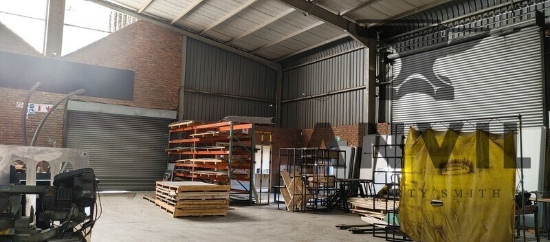 9 Skopsuil Cl, Hennopspark, Centurion - Entire Building property image 11