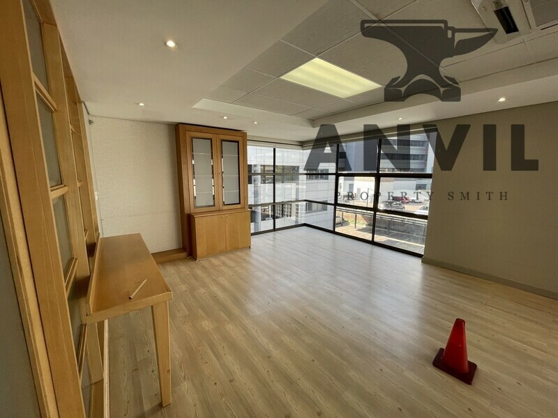 Advocates Chambers, Sandton - 4th Floor property image 3