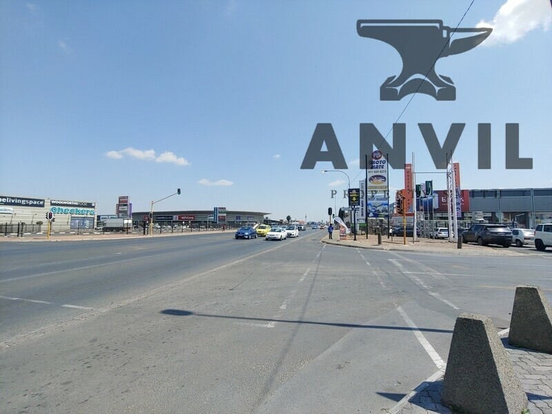 122 North Rand Road Freestanding Workshop - Entire Property property image 20