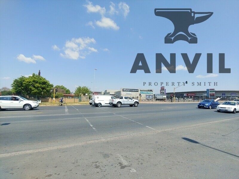 122 North Rand Road Freestanding Workshop - Entire Property property image 21