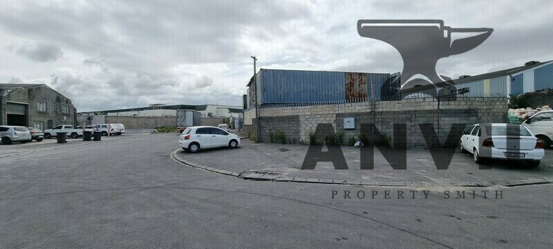 22 Reuben Kaye Rd, Parow Industrial, Cape Town - Freestanding Retail Warehouse property image 19