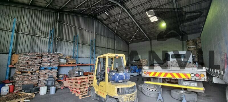 22 Reuben Kaye Rd, Parow Industrial, Cape Town - Freestanding Retail Warehouse property image 2