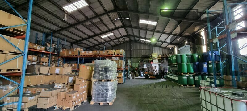 22 Reuben Kaye Rd, Parow Industrial, Cape Town - Freestanding Retail Warehouse property image 7