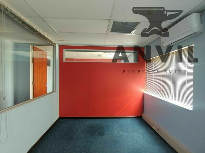 48 Milkyway - Entire Building property image 13