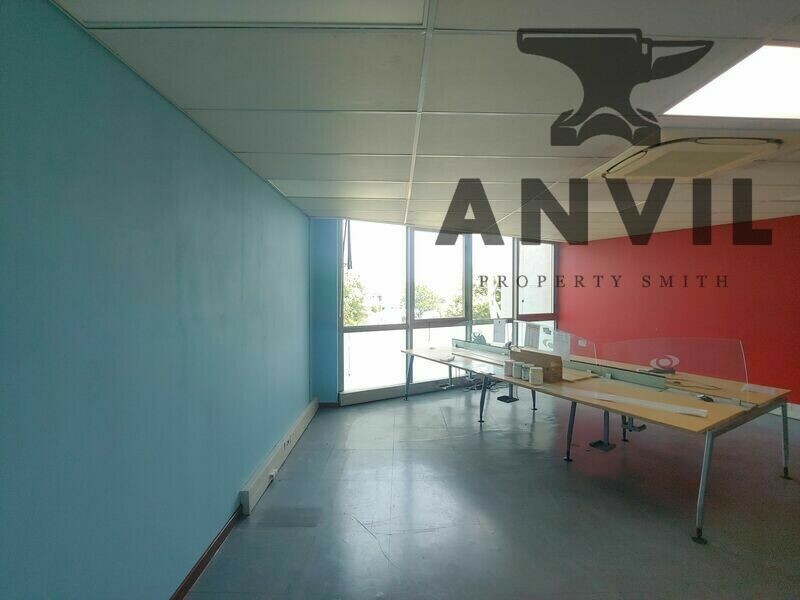 48 Milkyway - Entire Building property image 21