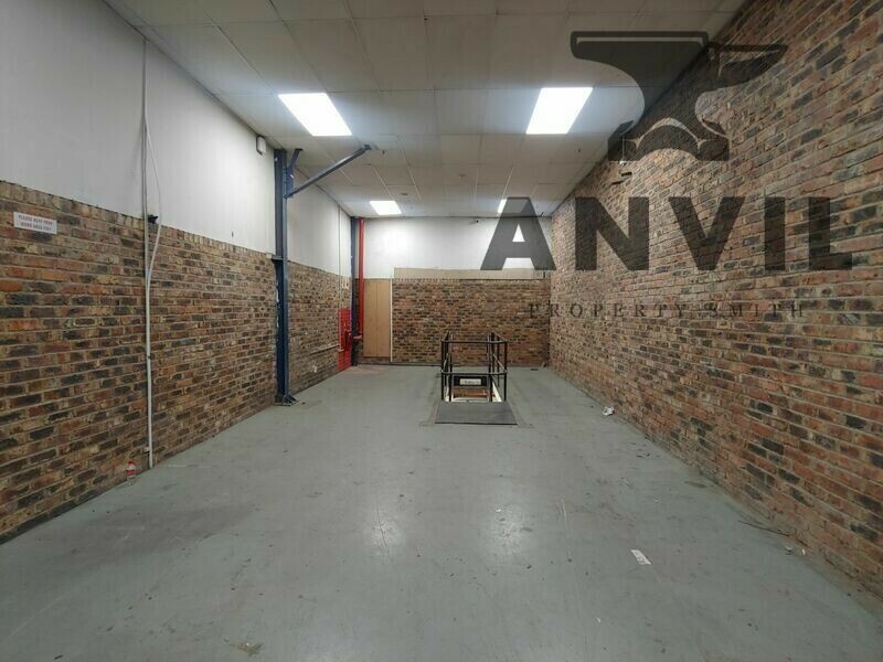 48 Milkyway - Entire Building property image 8