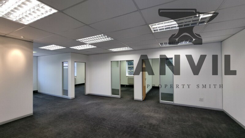 Culross Court, Bryanston - North Block - FF LHS property image 10