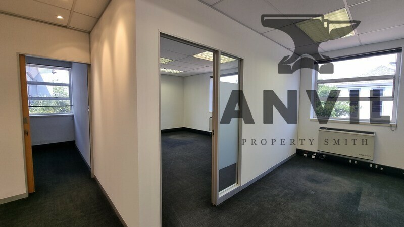 Culross Court, Bryanston - North Block - FF LHS property image 12