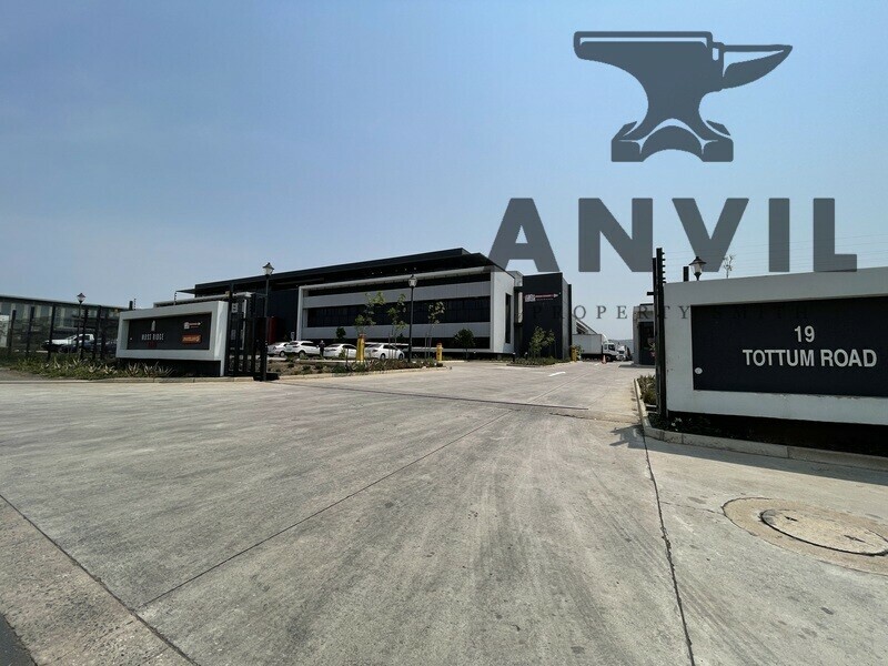 Warehouse - 3694m2
