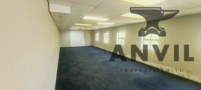 4 Platinum Crescent - Unit 5 property image 13