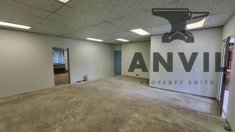 Waterview Corner - OFFICe 3  property image 3 Waterview Corner - OFFICe 3  property image 3