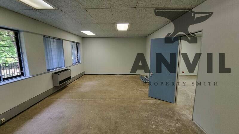 Waterview Corner - OFFICe 3  property image 9 Waterview Corner - OFFICe 3  property image 9