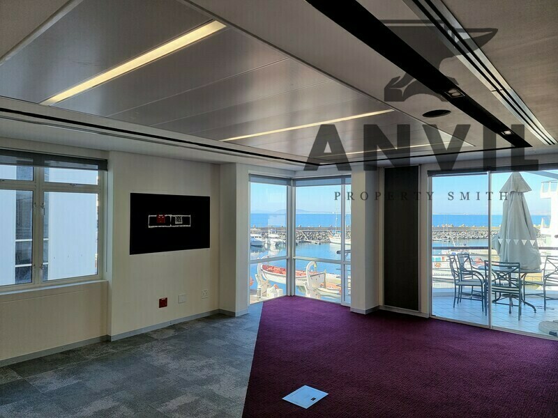 Nautica - The Waterclub, 3 Beach Road - 1st Floor Ex Oracle property image 2