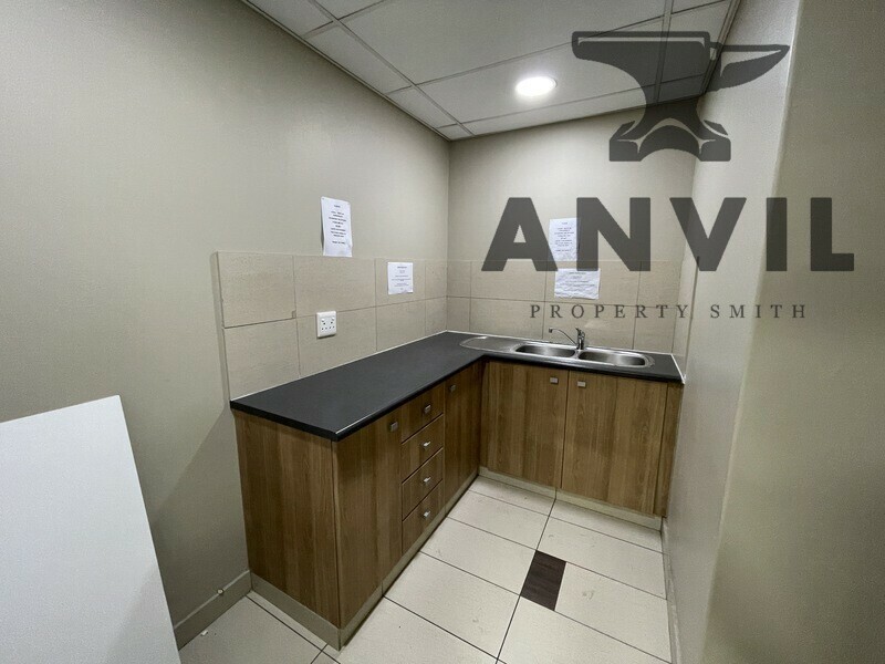 Island Office Park,35 Island Cir, Riverhorse Valley - Suite 138 property image 4