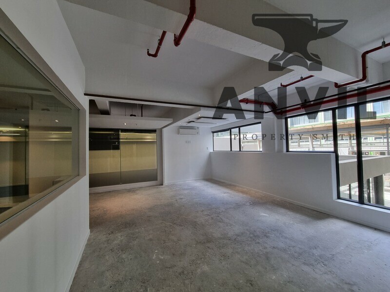 The District, 41 Sir Lowry Road, Woodstock, Cape Town - 1st Floor Russell House property image 2