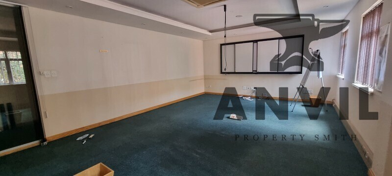 Fourways Office Park, Fourways - Building 8 Ground and First property image 6