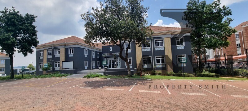 Fourways Office Park, Fourways - Building 8 Ground and First property image 10