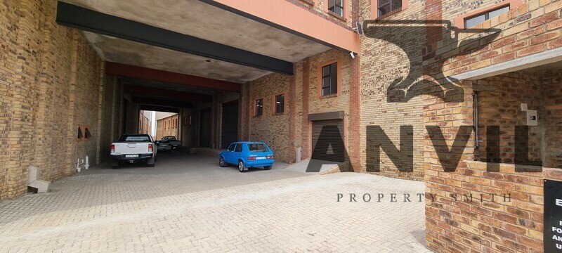 12 Langkloof Street - Ground Floor Unit 2 - Large Industrial warehouse to let with 8.5 meters roof height in Alrode South - 1804sqm property image 26