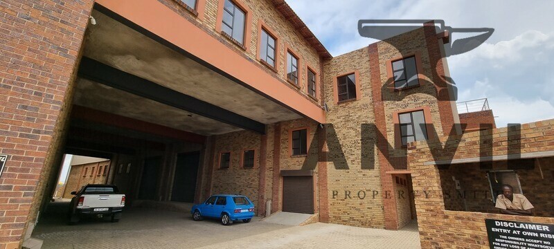 12 Langkloof Street - Ground Floor Unit 2 - Large Industrial warehouse to let with 8.5 meters roof height in Alrode South - 1804sqm property image 27