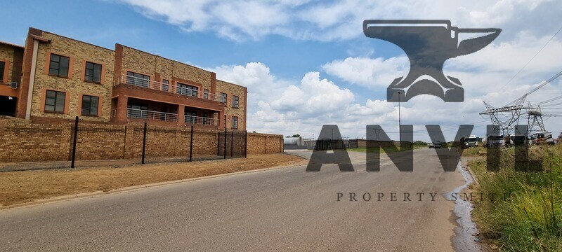 12 Langkloof Street - Ground Floor Unit 2 - Large Industrial warehouse to let with 8.5 meters roof height in Alrode South - 1804sqm property image 30